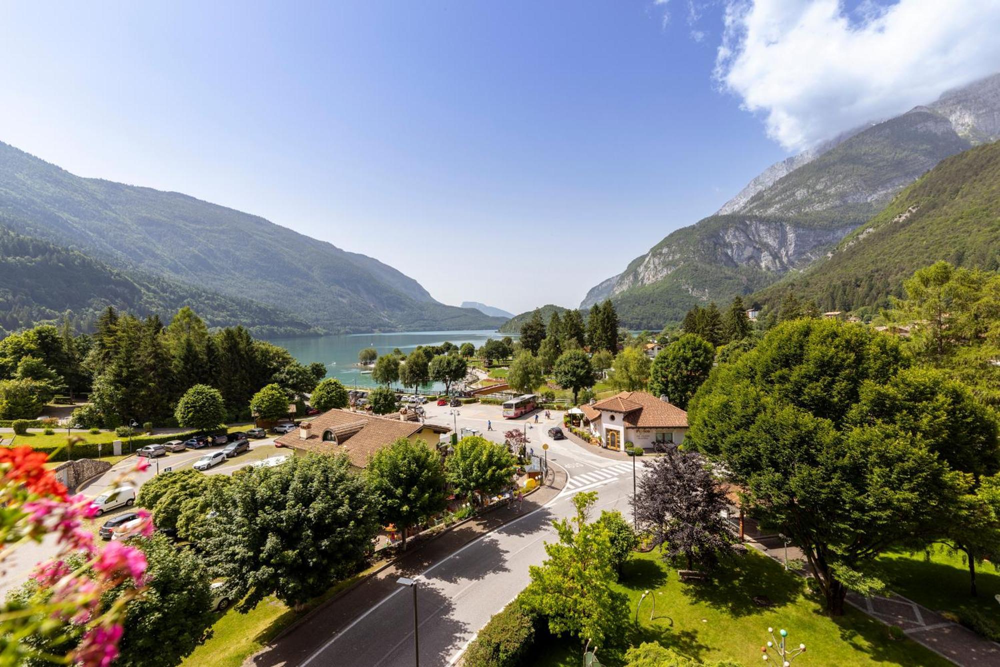 Lido - Slow & Natural Living 3* Molveno